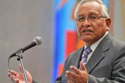 Ministro Cárdenas demanda justicia por plan de reinicio de actividades escolares