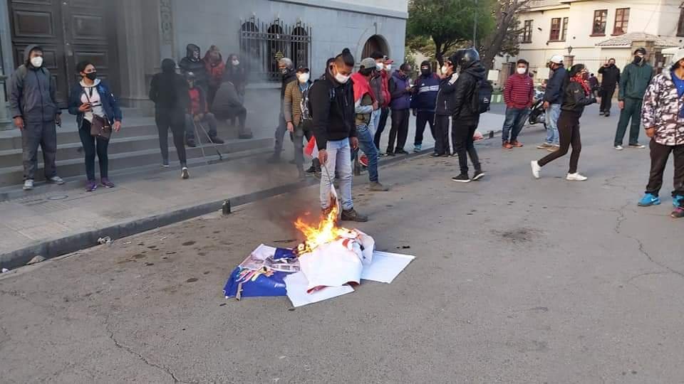 Demanda por agresiones en Potosí