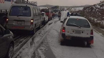 Fuerte granizada en carretera La Paz-Oruro