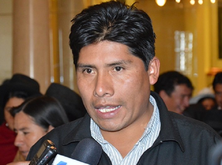 Ejercicio libre de la profesión médica en Bolivia