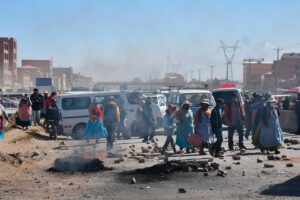 Bloqueos en Bolivia relacionados con órdenes de aprehensión