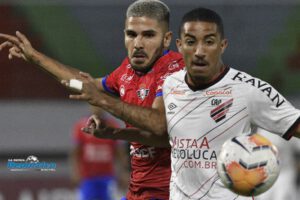 Wilstermann pierde ante Atlético Paranaense en la Copa Libertadores