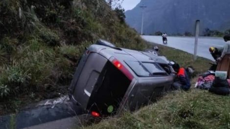 Accidente en Yolosita deja ocho personas heridas