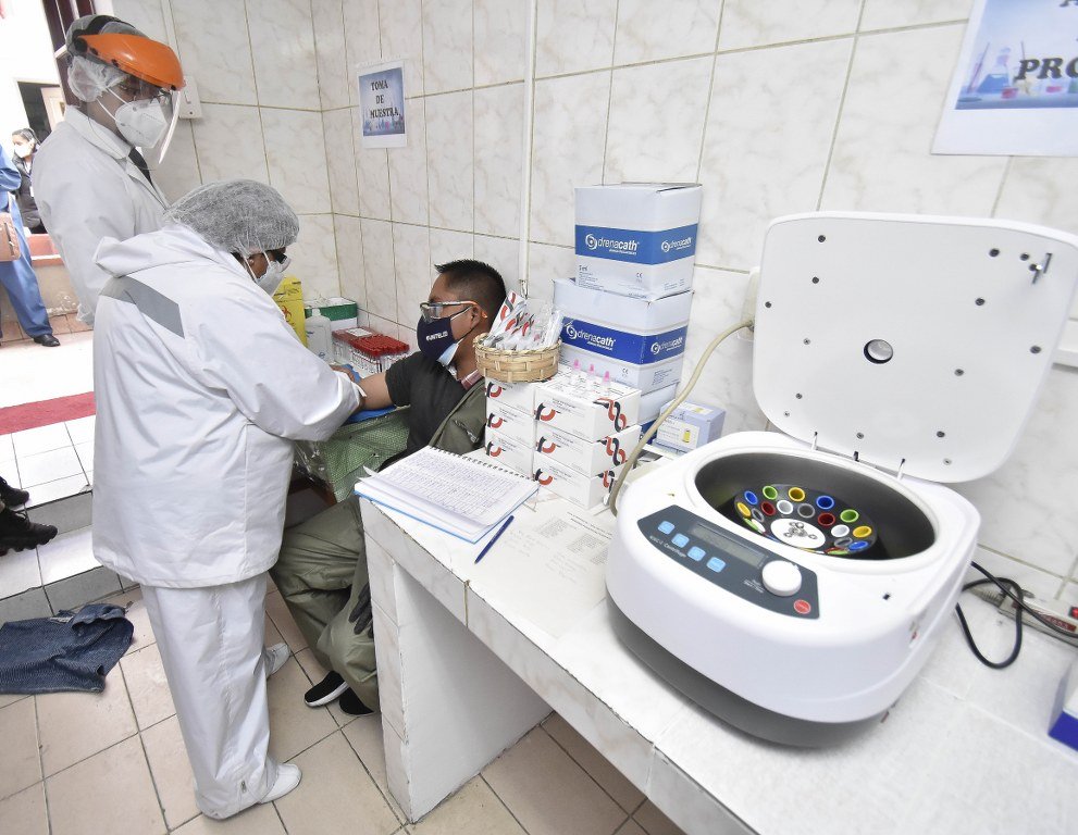Contagios de Covid-19 se reducen en el país