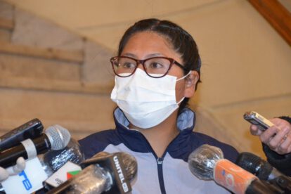 Eva Copa denuncia intimidación por parte de Arturo Murillo