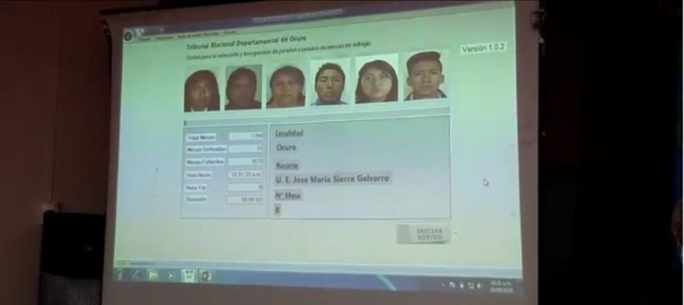 Sorteo de jurados electorales en Oruro