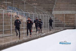 Nevada en El Alto no impide el entrenamiento del equipo de Always Ready
