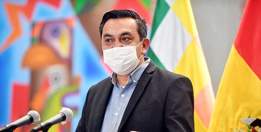Declinación de candidaturas por el Ministro de la Presidencia, Yerko Núñez