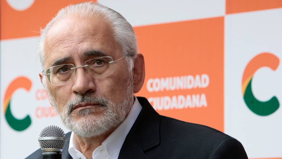 Carlos Mesa pide a los políticos abstenerse de dañar la dignidad de Oruro