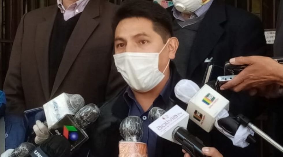 Viceministro Alanoca presenta recurso de inconstitucional respecto a la Ley del Bono contra el Hambre