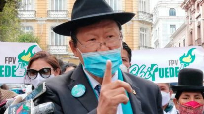 Chi Hyun Chung propone convertir Uyuni en un Las Vegas o Disneylandia
