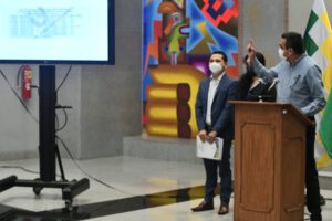 Gobierno inicia proceso contra Quintana por desviar recursos de crédito