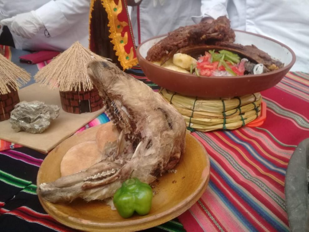 Rostro Asado compite para ser plato bandera de Oruro