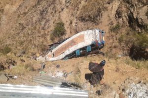 Bus se embarranca en Buena Vista dejando 19 personas fallecidas