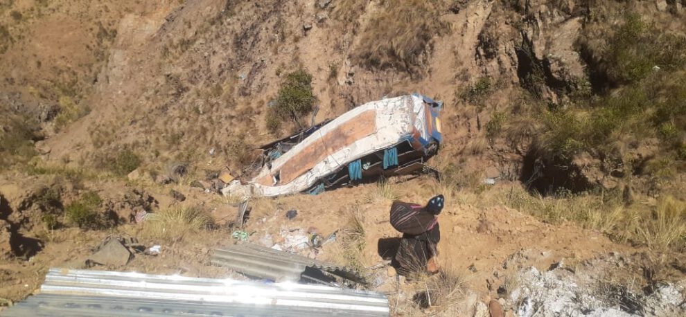 Bus se embarranca en Buena Vista dejando 19 personas fallecidas