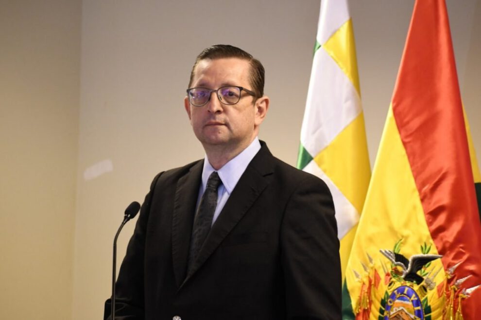 Óscar Ortiz critica a Arturo Murillo sobre el futuro del país