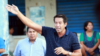 Recuperan vehículo oficial Mario Cronenbold
