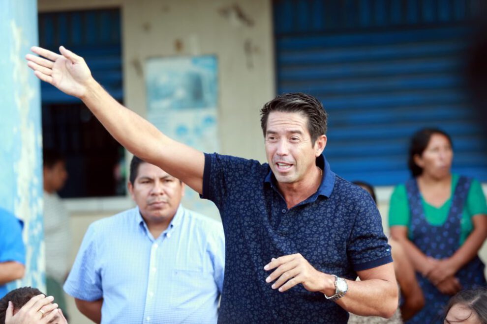 Recuperan vehículo oficial Mario Cronenbold