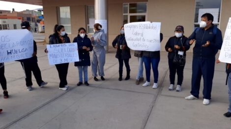 Huelga de hambre personal de salud en Hospital Oruro-Corea