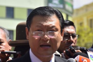 Chi Hyun Chung candidato a la presidencia por el FPV