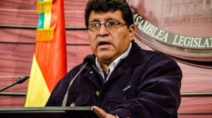 Efraín Chambi acusado de recibir coima de 50 mil dólares
