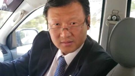 Chi Hyun Chung invita a debate sobre Gobierno de Dios