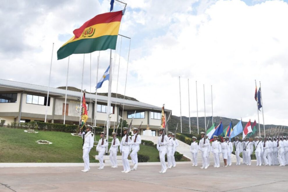 pérdida de armas en la Escuela Naval Militar
