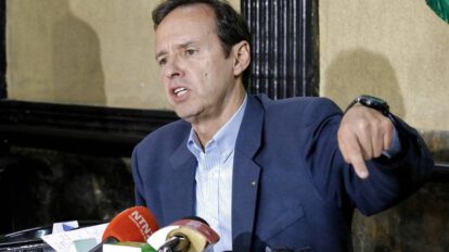 Tuto Quiroga denuncia a Luis Arce por actos irregulares