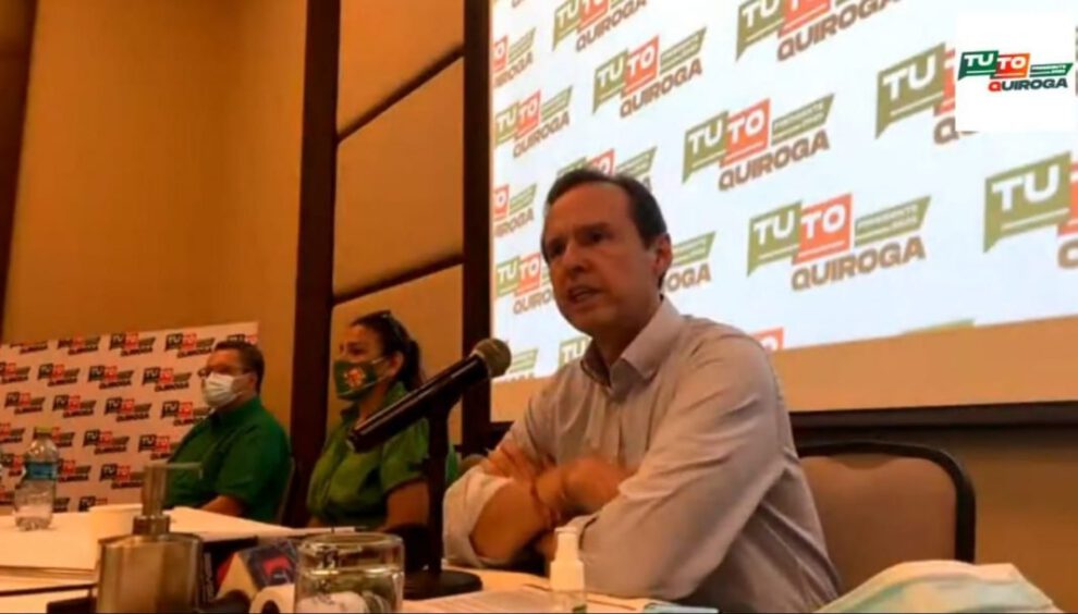 Tuto Quiroga encuestas durante conferencia de prensa