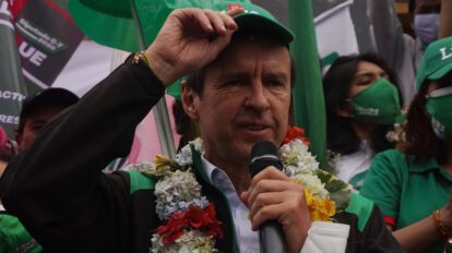 Tuto Quiroga declina su candidatura en La Paz