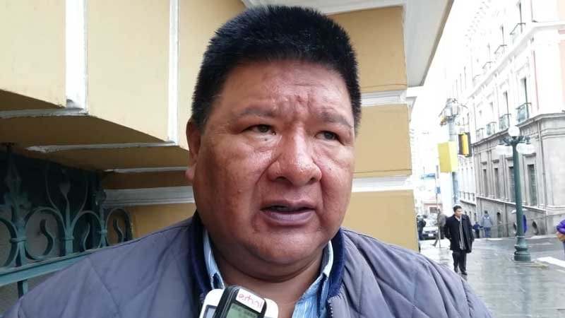 Declinación de candidaturas por falta de apoyo según Sergio Choque