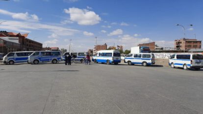Bloqueo en Oruro por la condonación de impuestos y cumplimiento del diferimiento de pagos