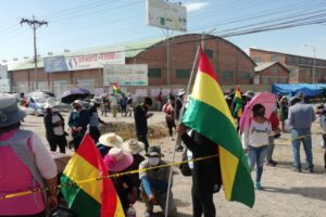 Bloqueos en Cochabamba por padres de familia