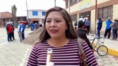 Candidata a diputada del MAS emite su voto