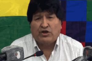 Evo Morales pidiendo a sus seguidores no caer en provocaciones