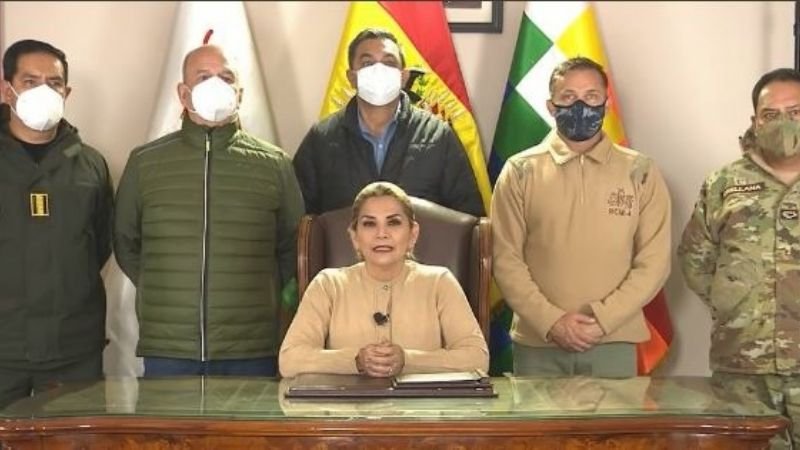 Presidente Jeanine Añez pide paciencia y cumplir la ley