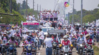 Caravana de la alianza Creemos en Santa Cruz
