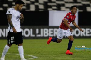 Wilstermann clasifica a octavos tras triunfo sobre Colo-Colo