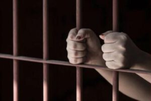 madre acusada de matar a su hija en El Alto