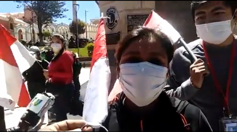 Vigilia en rechazo a la eliminación de los dos tercios en Potosí