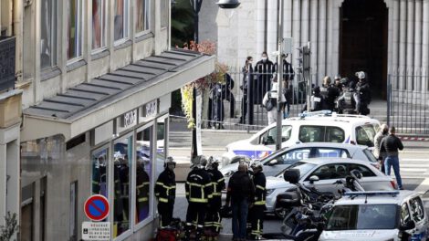 Atentado en Notre Dame de Niza