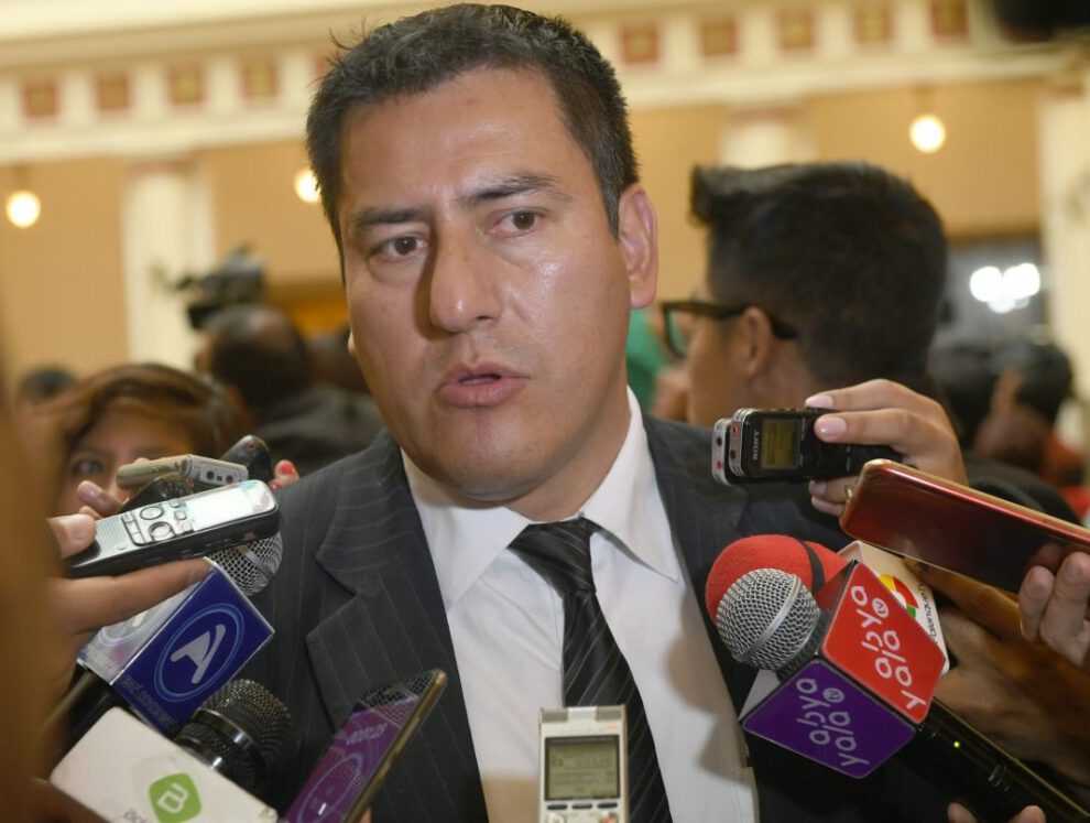 La Justicia dejó sin efecto la orden de aprensión contra el exministro Javier Zavaleta