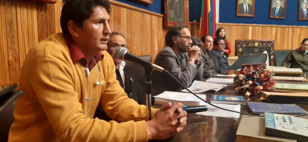 Grupo de venezolanos con documentación falsa de la UTO