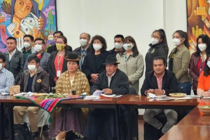 Mujeres de pollera en las Fuerzas Armadas