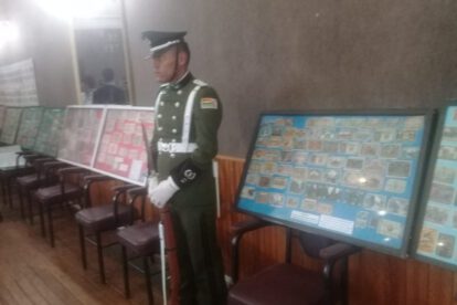 Exposición de Numismática y Reliquias en el Comando Departamental de la Policía