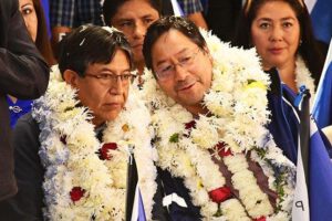 Ceremonia ancestral del binomio del MAS en Tiawanaku