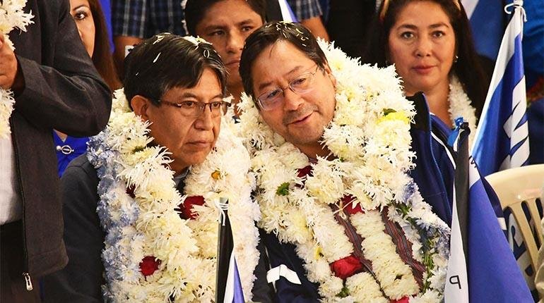 Ceremonia ancestral del binomio del MAS en Tiawanaku