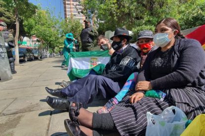 Vigilia frente al TSE por auditoría al Padrón Electoral