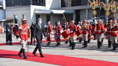 Transmisión de mando de Luis Arce con la llegada del Presidente Abdo a Bolivia