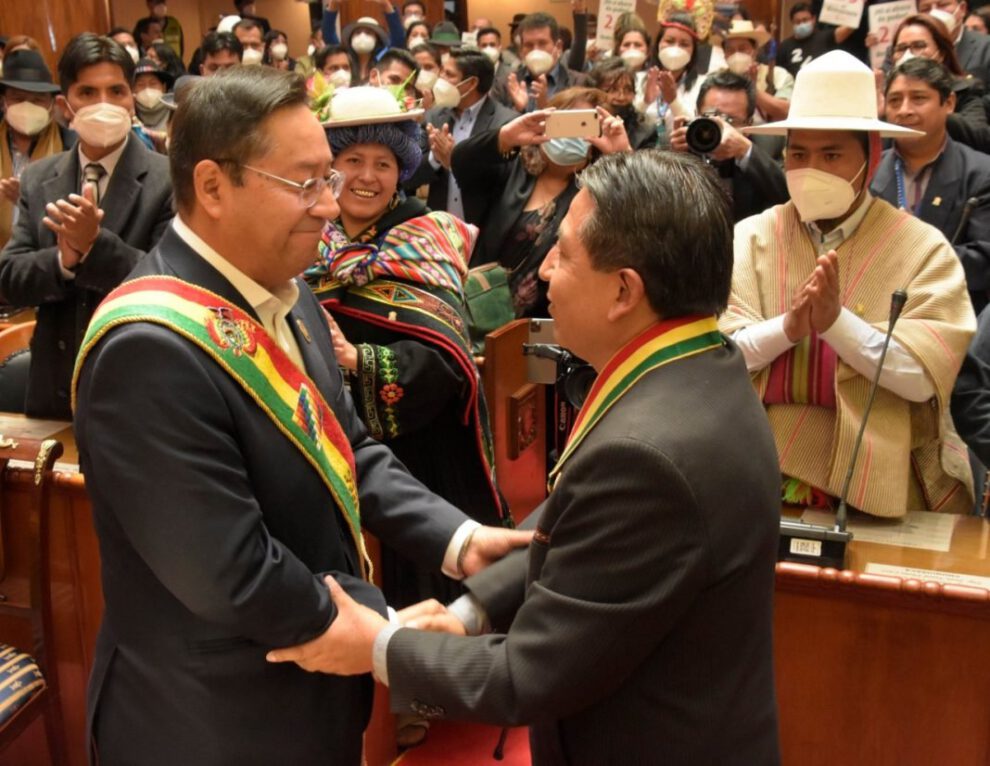 Luis Arce Catacora jura como Presidente de Bolivia